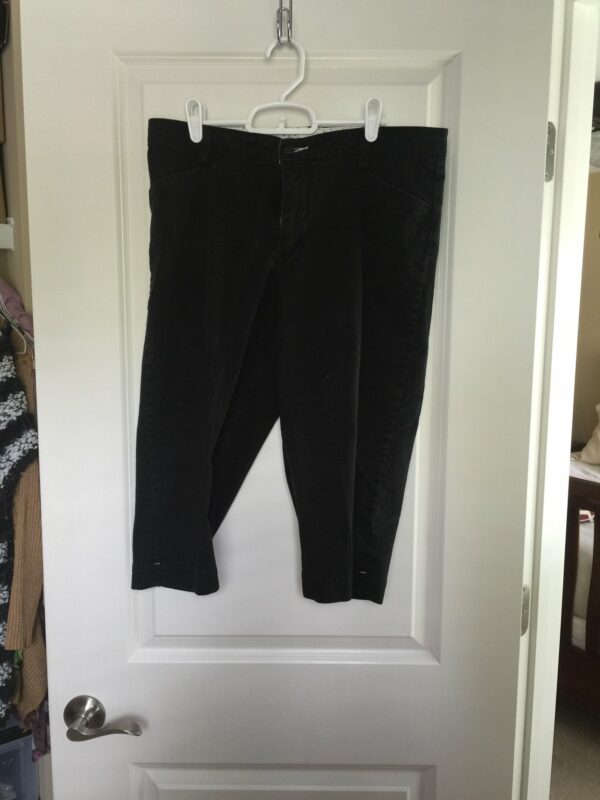 Lee Black Capris