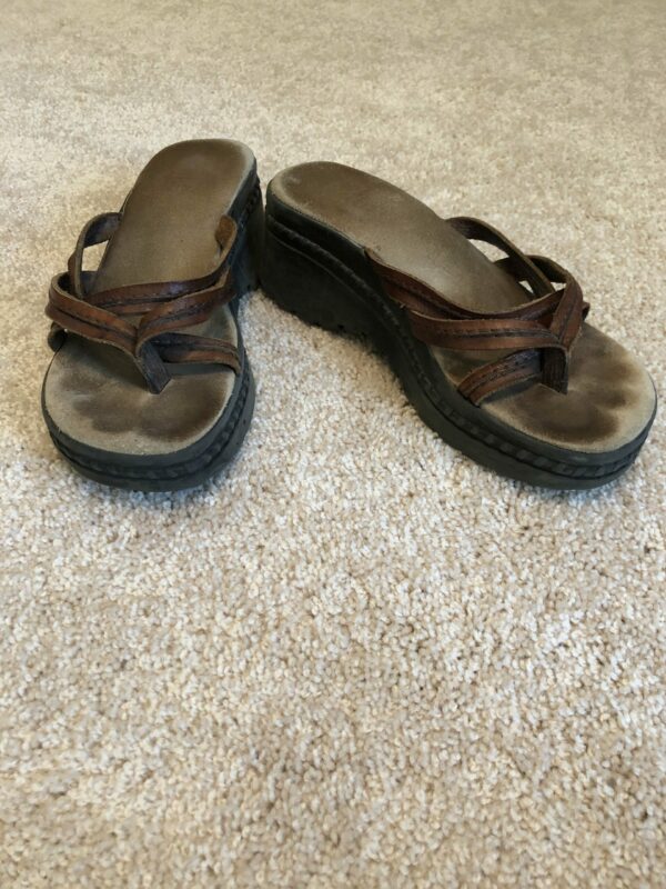 Mia brown sandals size 8 1/2
