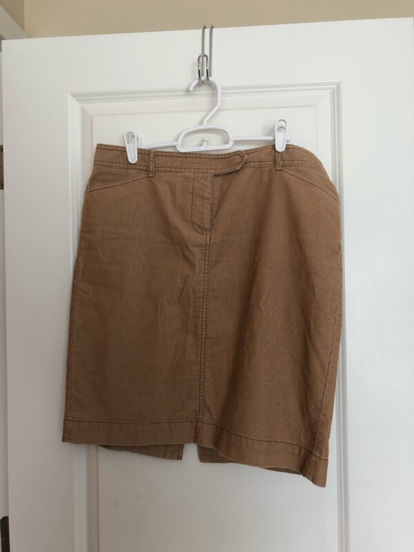 Loft size 10 brown corduroy skirt