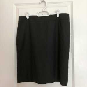 Loft size 8 black skirt